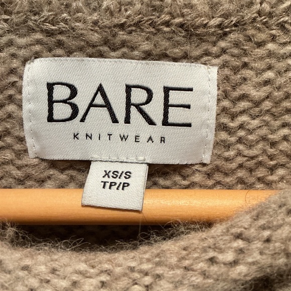 Beautiful sweater by Bare knitwear - Picture 2 of 5